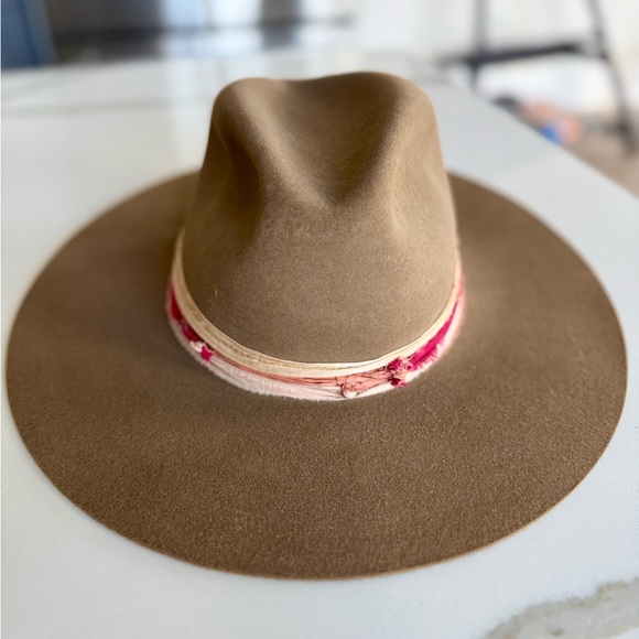 Stetson Brown Wide-Brim Hat with Pink Band - Picture 6 of 7
